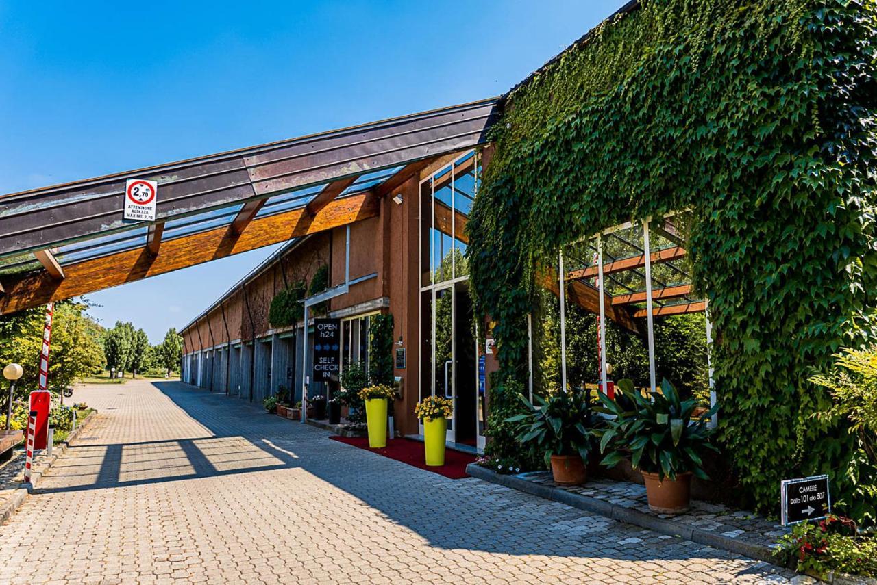 Business Hotel Casale Monferrato Eksteriør bilde