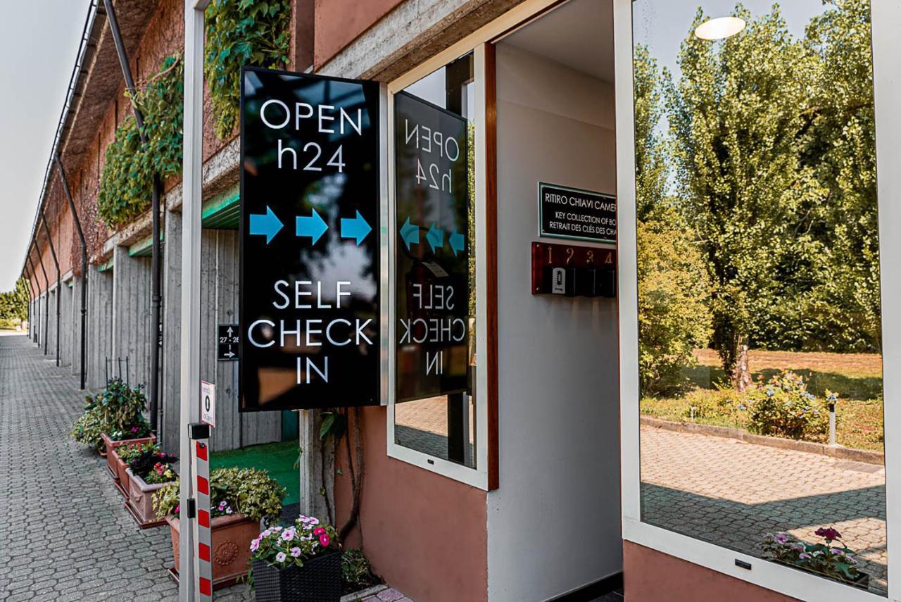 Business Hotel Casale Monferrato Eksteriør bilde